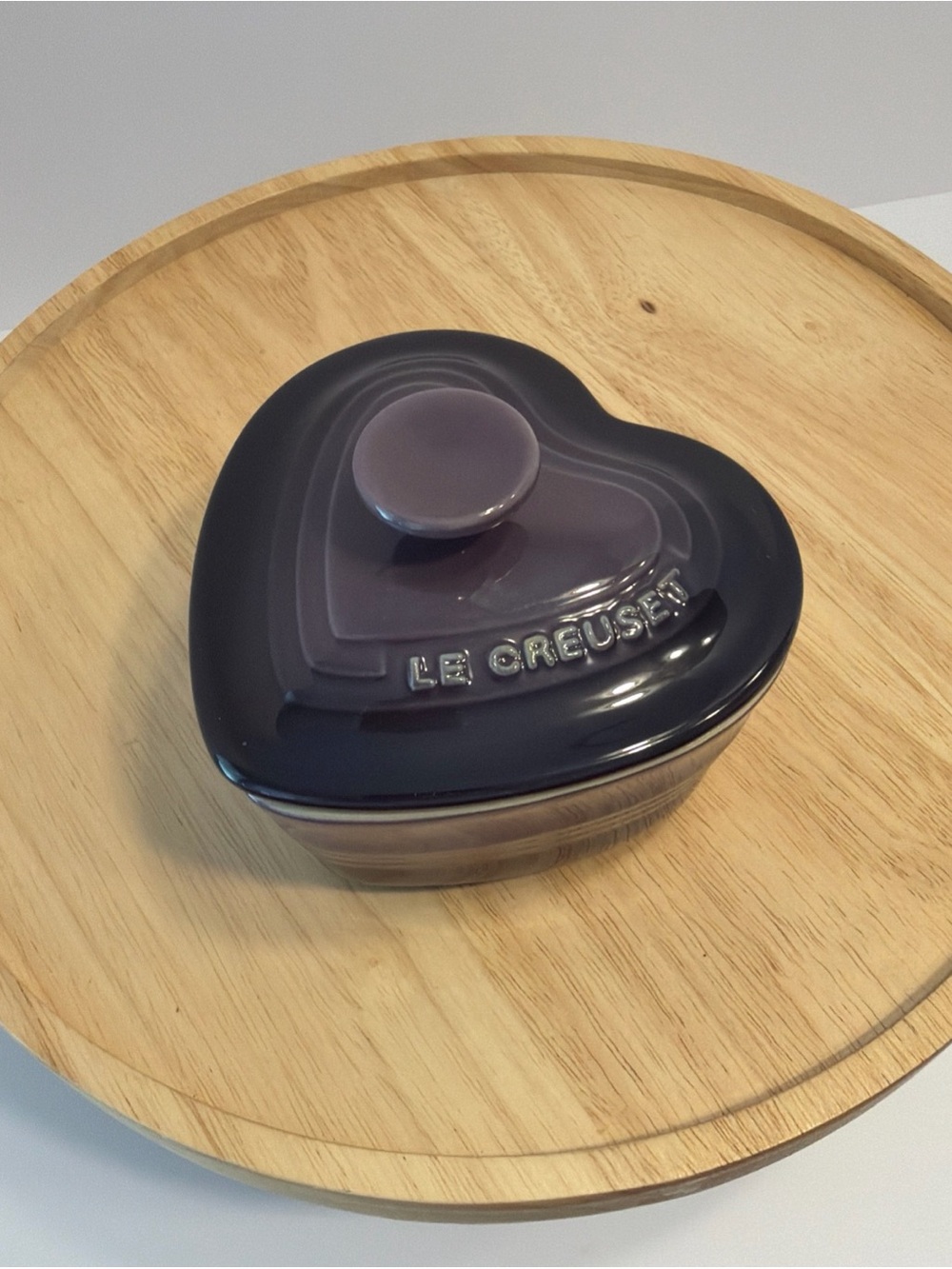 Le Creuset Heart Ramekin W/ Lid Purple Stoneware Mini Cocotte 16-41  8oz